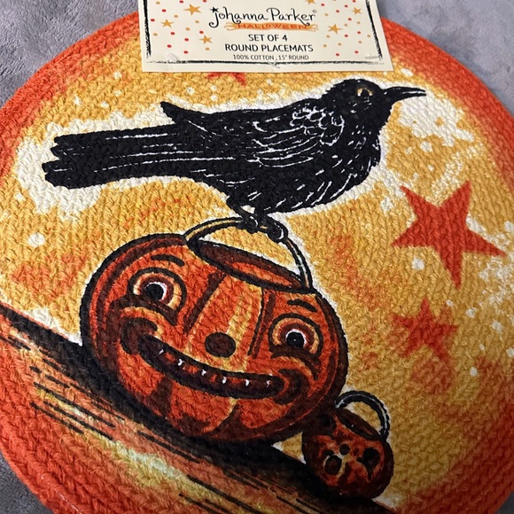 Johanna Parker Crow and Pumpkin pale place mats 🐦‍⬛ 🎃 - Picture 2 of 4